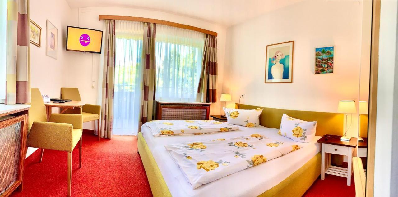Gartenhotel Garni Pension B&B Інсбрук Екстер'єр фото