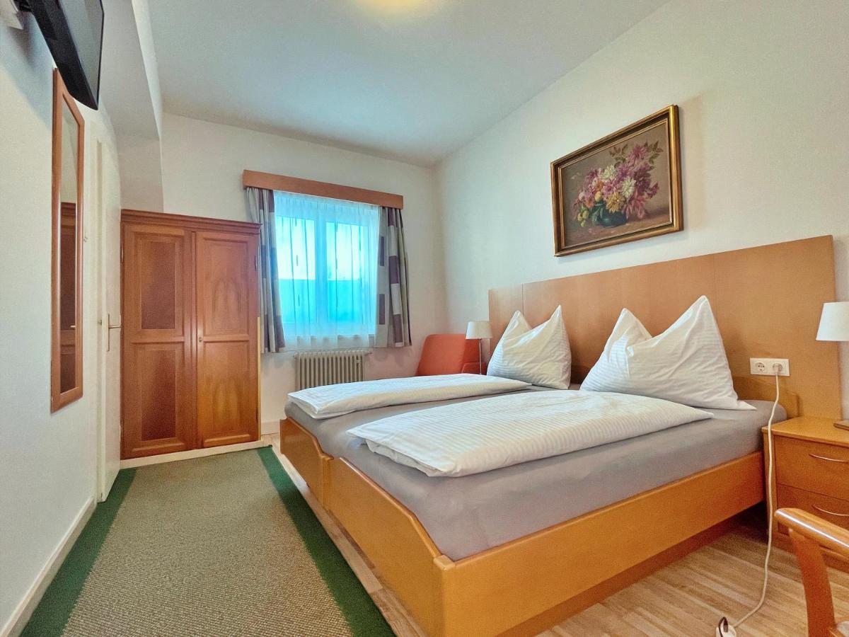 Gartenhotel Garni Pension B&B Інсбрук Екстер'єр фото
