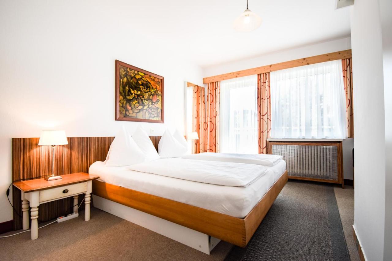 Gartenhotel Garni Pension B&B Інсбрук Екстер'єр фото